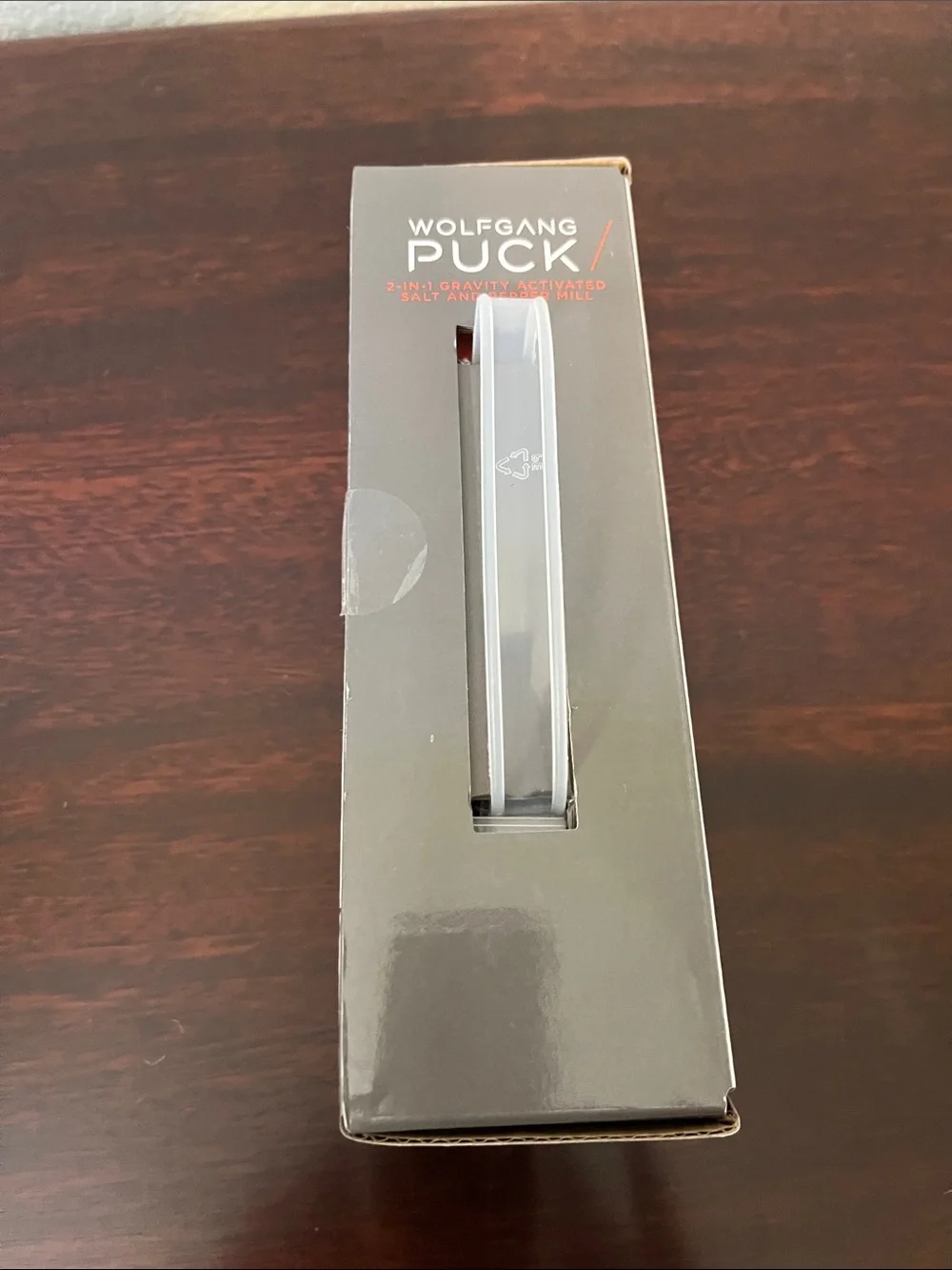 NWT Wolfgang Puck 2-in-1 Gravity Activated Salt and Pepper Mill